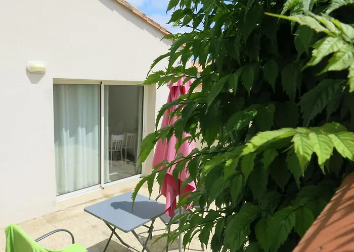 بيت للعطل Holiday Home La Touche-1 By Interhome